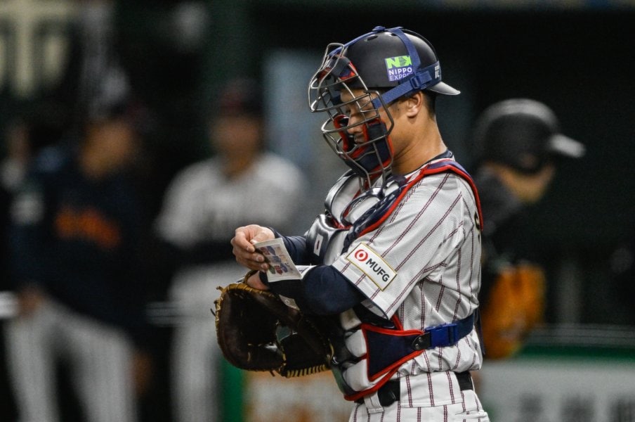 侍ジャパンの“予行演習”にMLB審判員がポツリ「日本人はまじめ」日韓戦“ピッチクロック狂騒曲”の舞台裏とWBCに持ち越した「本当の課題」