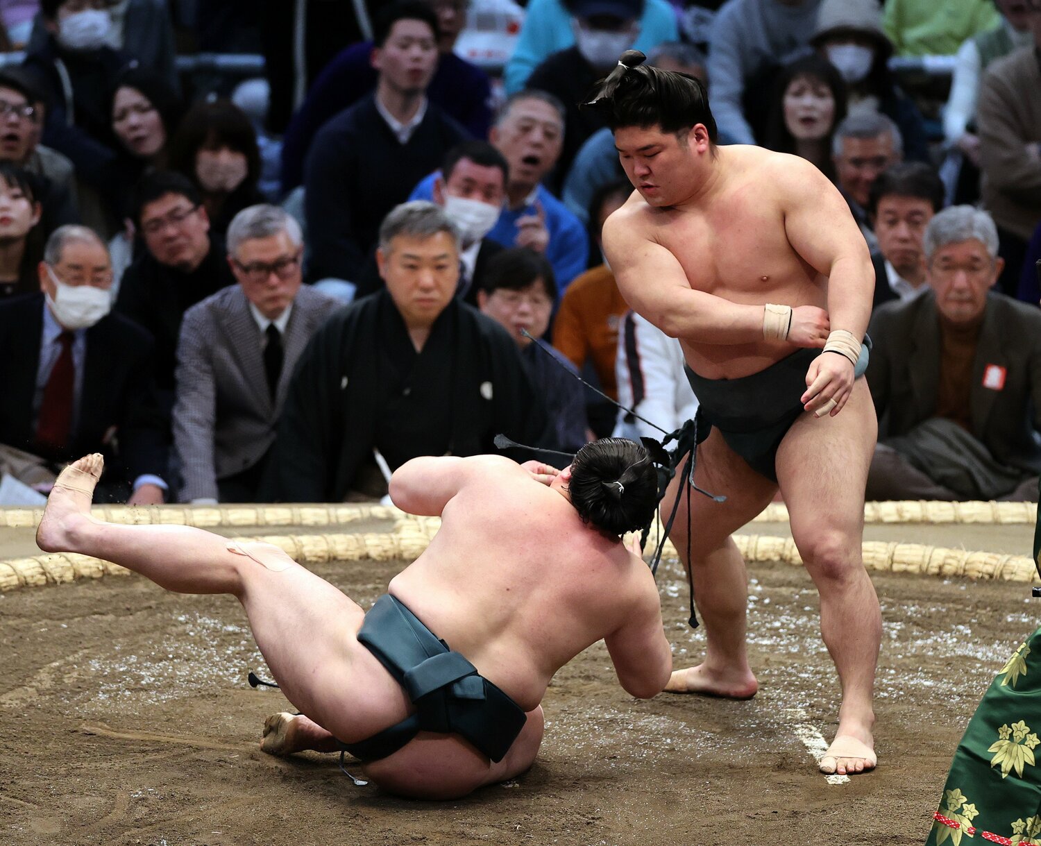 朝紅龍（26歳）。「上半身の筋肉がすごい」（浅香山親方）　©JIJI PRESS