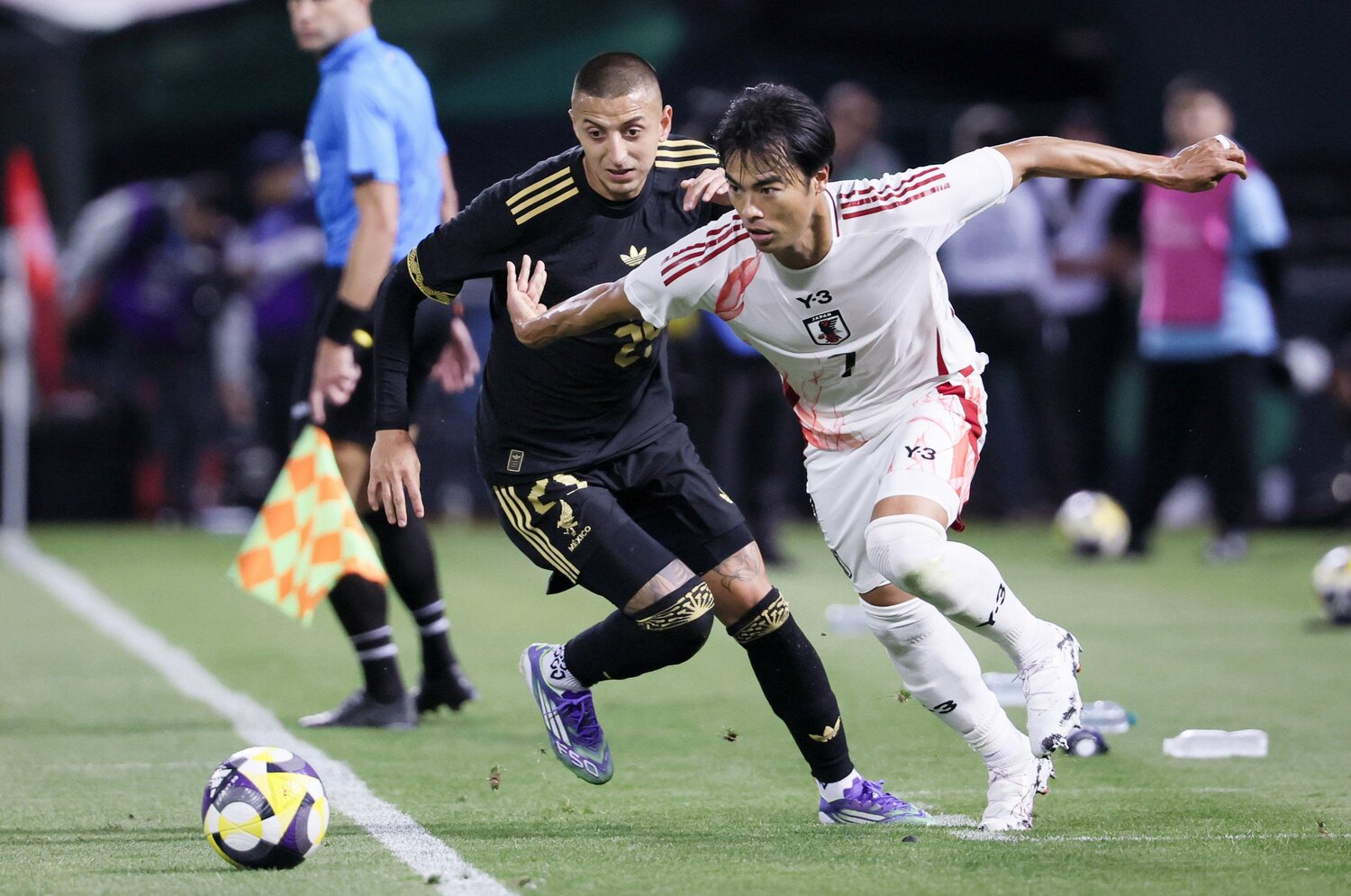 日本代表「メキシコ戦ではっきりしたポイント」とは？ 三笘薫と堂安律の強力両翼の“使い道”が問題だ…現地で感じた「収穫」と「もったいなさ」＜Number Web＞ photograph by JIJI PRESS