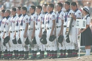 野村祐輔が“がばい旋風”に飲み込まれた日、広陵・中井監督が審判を批判したワケ… 小林誠司「あの言葉はものすごく嬉しかった」