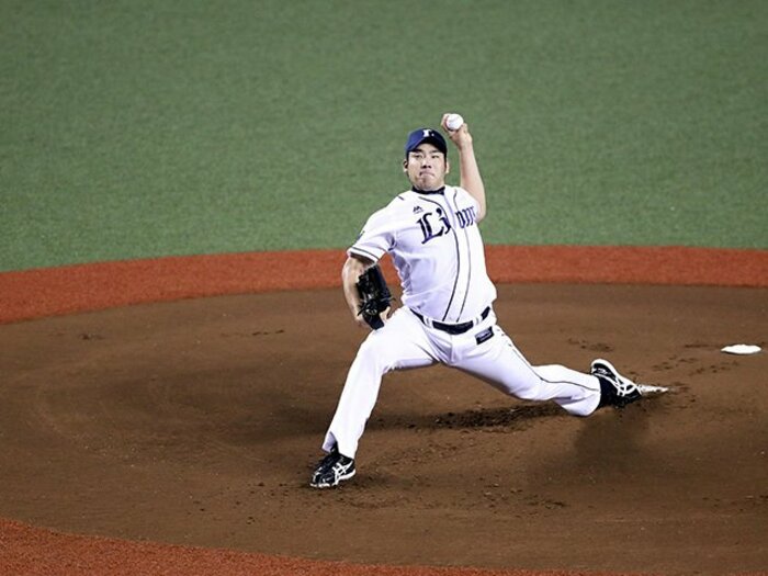 菊池雄星のメジャー挑戦はまだ早い。大谷翔平と差がある「内角の意識」。<Number Web> photograph by NIKKAN SPORTS