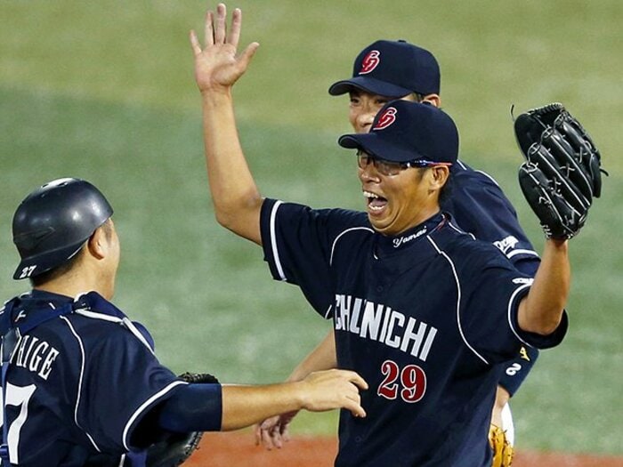 3度目の正直で悲願達成。山井大介を支えた“強気”。~ノーヒッターとなった苦労人~<Number Web> photograph by KYODO