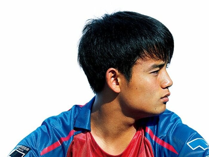 久保建英が語るサッカー人生の進路。「選手は動くけど、ゴールは動かない」＜Number Web＞ photograph by Yoshiharu Ota