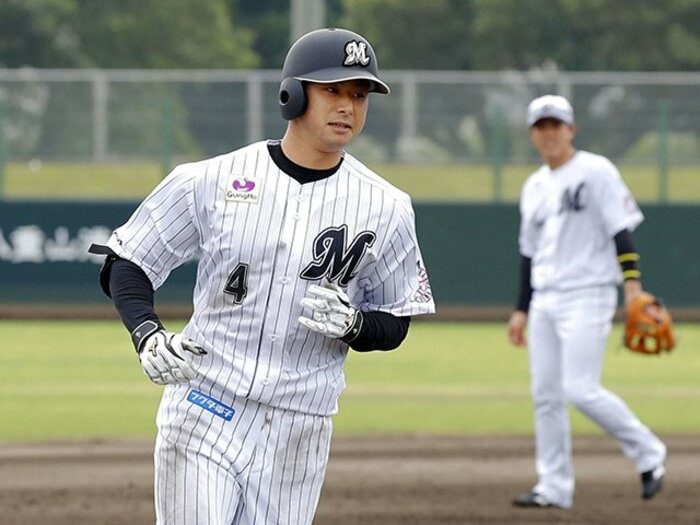 先輩・源田壮亮に学んだ奥義を！ロッテのドラ2藤岡裕大の“送球論”。＜Number Web＞ photograph by Kyodo News