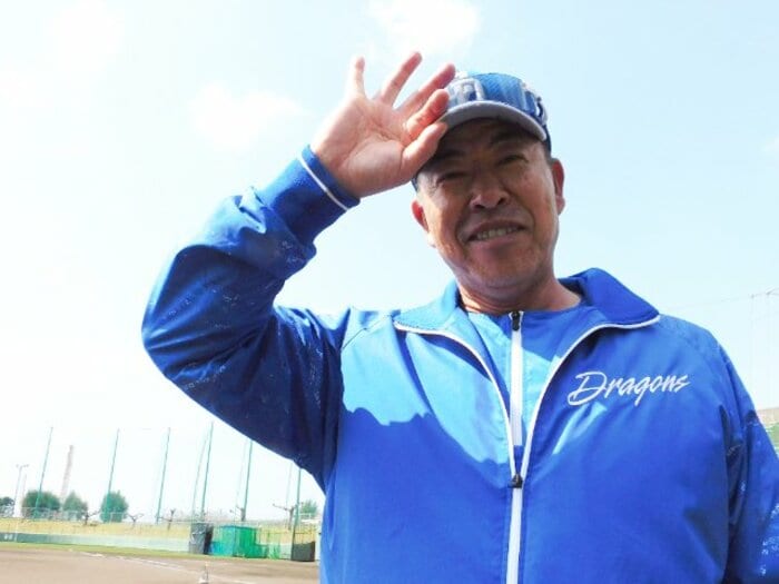 「泣くんじゃねえ！」落合博満が涙の新人投手を一喝「オレ、クビだよな…」中日・井上一樹監督が振り返る“練習生”から監督へ「紙一重」の大逆転人生＜Number Web＞ photograph by Haruka Sato
