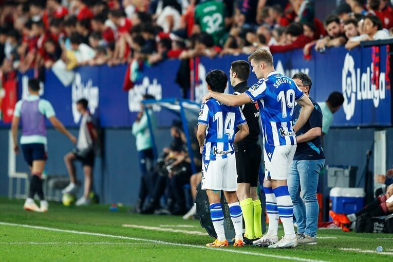 「タケ、今日はお前の日になる」と監督に送り出された通り…久保建英21歳の7点目→“MVP後ひっそり行動”をカメラマンは見た(17)