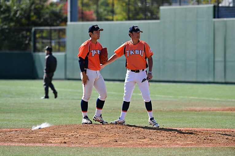 赤上の投手としての才能に見出した横田監督 ／ photograph by Koeki Univ.