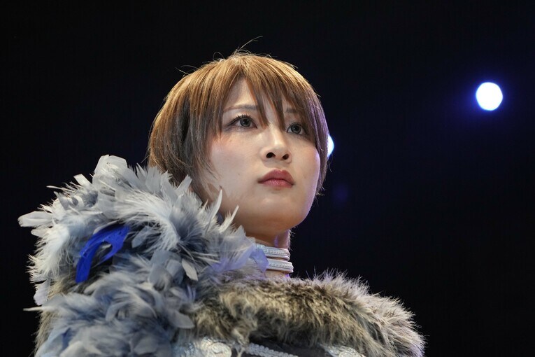 安納サオリvsMIRAI　©Essei Hara