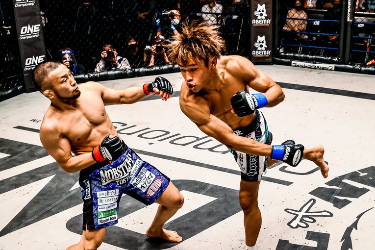 2020年11月、平良達郎は元フライ級キング・オブ・パンクラシストの清水清隆と対戦　©Susumu Nagao