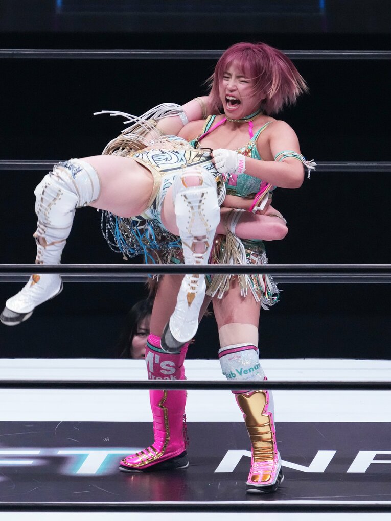 白川未奈vs上谷沙弥　©Essei Hara