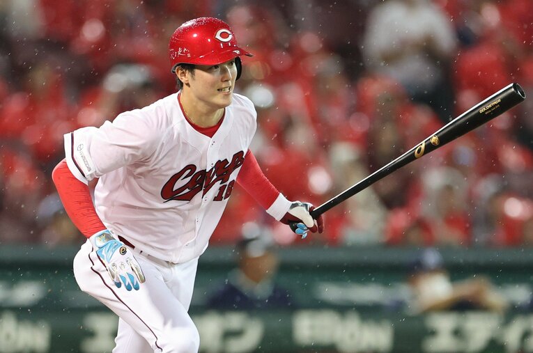 打席での森下。今季25打数で二塁打1を含む9安打を放ち、打点1も記録している（7月14日時点） ／ photograph by JIJI PRESS