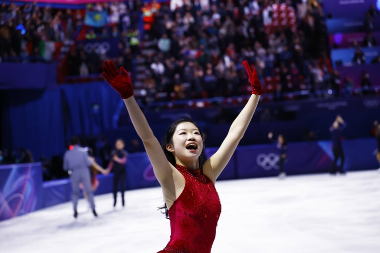 【フィギュア仲良しレア写真】21日のエキシビションの様子（写真は右に続きます）　©Sunao Noto/JMPA