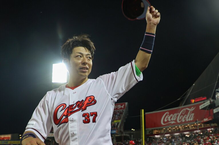 31歳で迎えた10年目の今季、誰もが認めてきた野間の潜在能力がいよいよ全開になろうとしている ／ photograph by JIJI PRESS