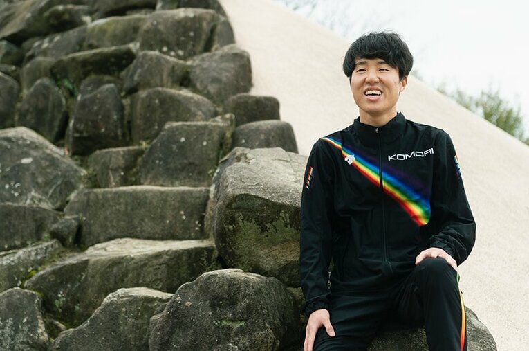 今年、箱根駅伝で優勝した駒澤大。田澤廉ら4年生から2年先輩にあたる神戸駿介は主将を務めた2021年大会で優勝。当時の話を聞いた ／ photograph by Wataru Sato