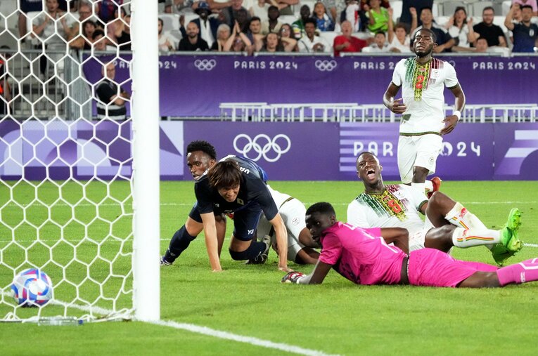 山本が押し込んだ先制ゴール。これが決勝点となった　©Getty Images