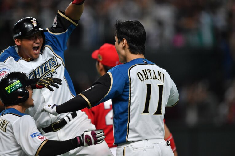大谷翔平、中田翔（2016年10年ぶりの日本一）　©︎Hideki Sugiyama