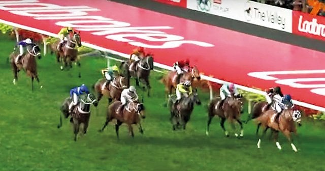 希少　非売品　JRA 夢の第11レース　ディープインパクト　ゴールド馬券ケース ㉑◇ 競馬 ディープインパクト 本革パスケース 小銭入れ ◇ JRA