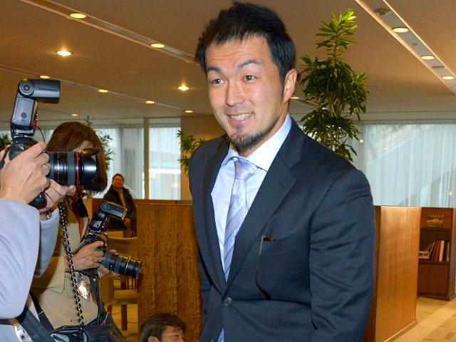 7年ぶりの古巣復帰へ。寺原隼人の誓い。～今度こそ、九州で骨を埋めて～ プロ野球 Number Web ナンバー