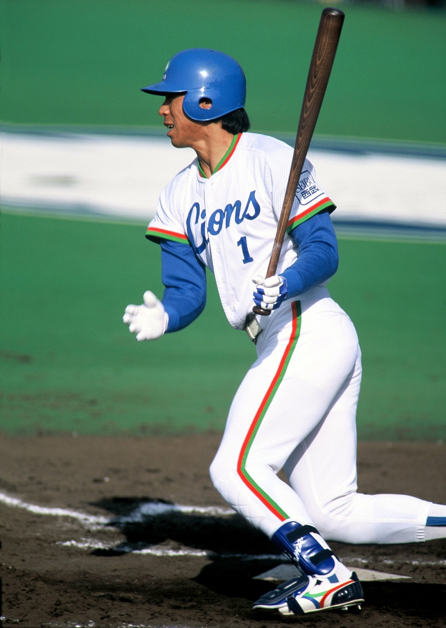 秋山はスピードとパワーを兼備したプレイヤーだった　©Kazuaki Nishiyama