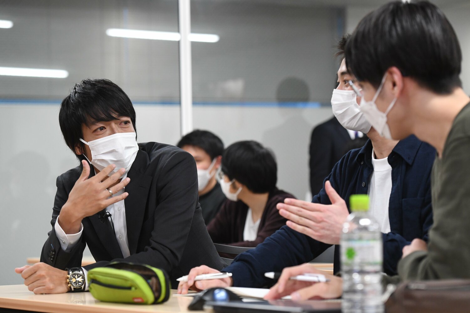 中央大学でのディスカッションの様子　©JFA