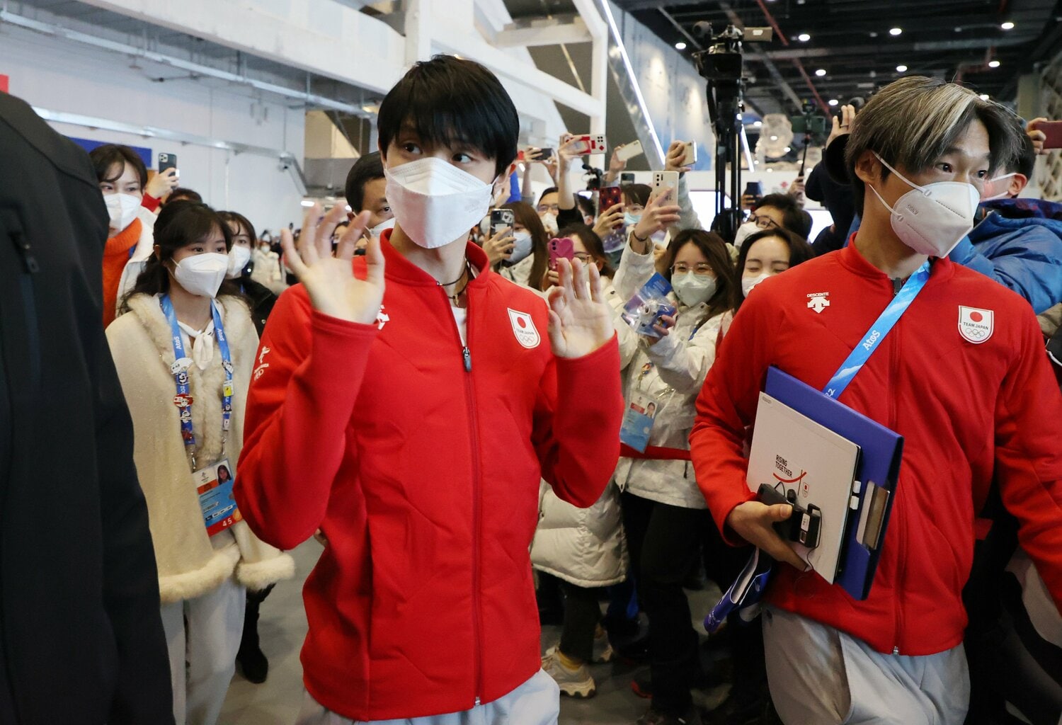 羽生人気は現地中国でも沸騰していたという※写真をクリックすると「北京五輪名場面」がご覧になれます ©JIJI PRESS