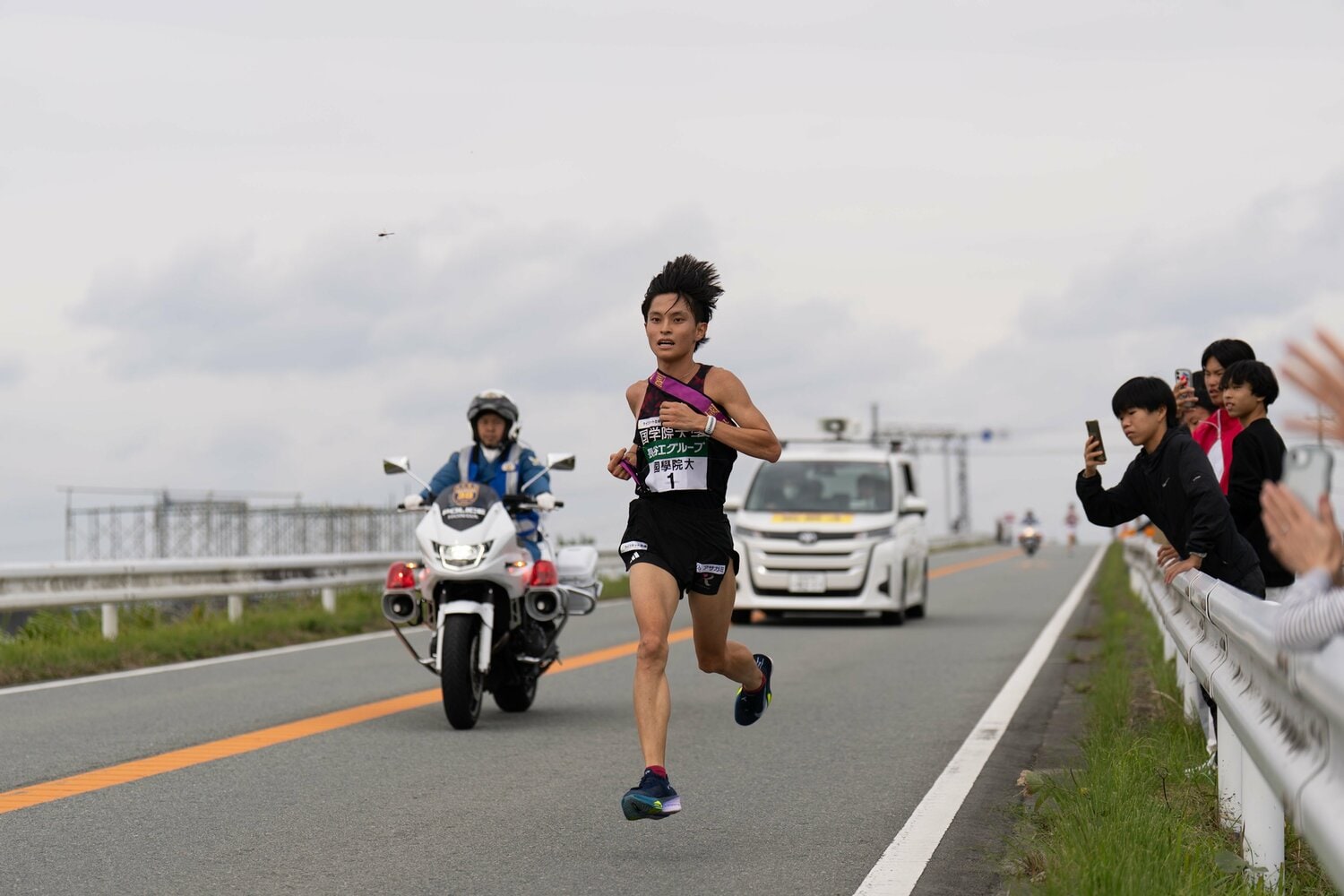 青木瑠郁 ©Shiro Miyake