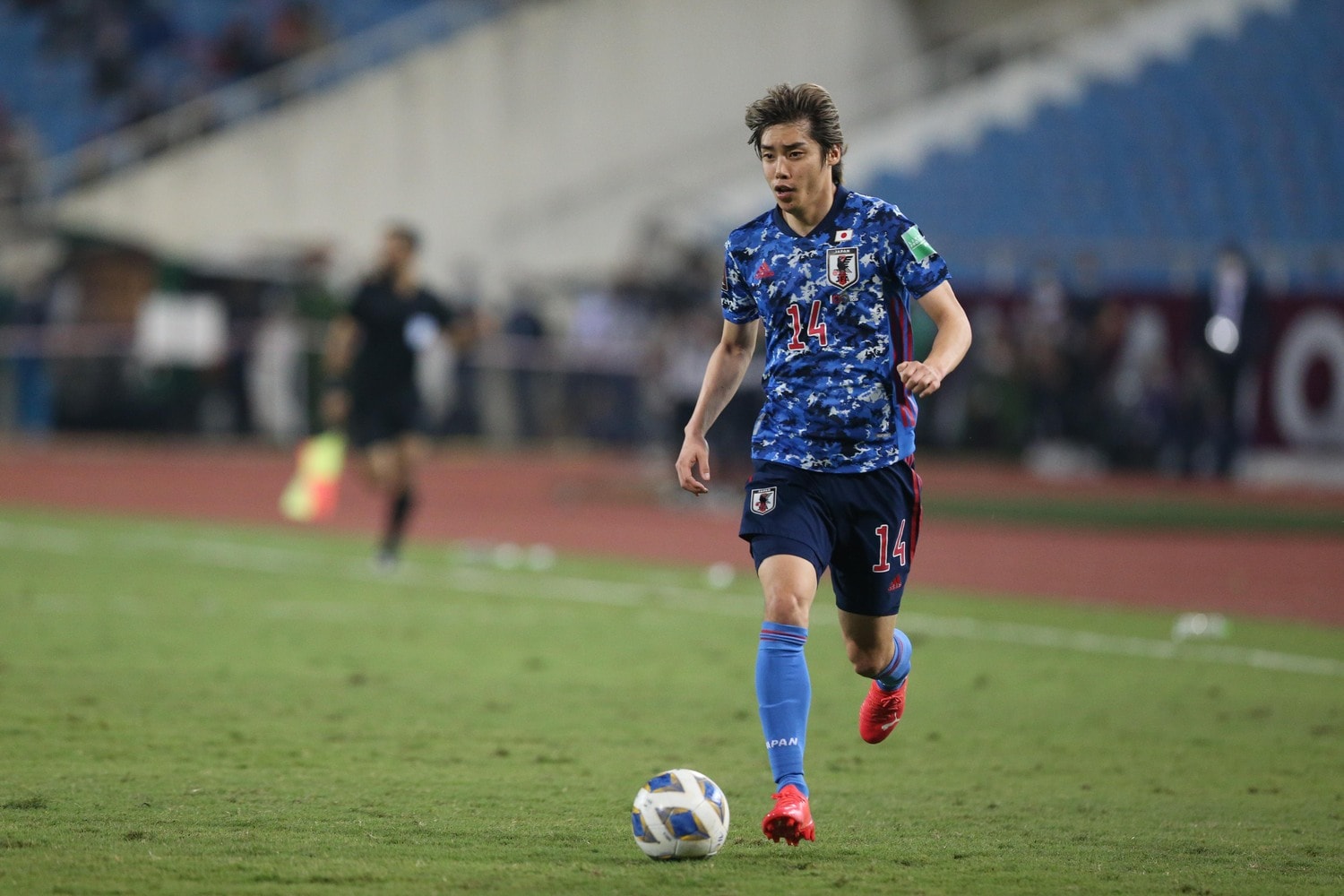 決勝ゴールという結果に加えて、伊東は試合終了まで攻守に奔走した ©JFA