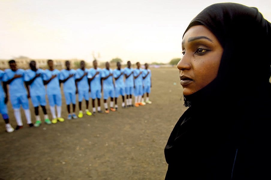 イスラム国家で女性がサッカーを……。男子チームの女性監督、サルマの闘い。＜Number Web＞ photograph by Ashraf Shazly/AFP