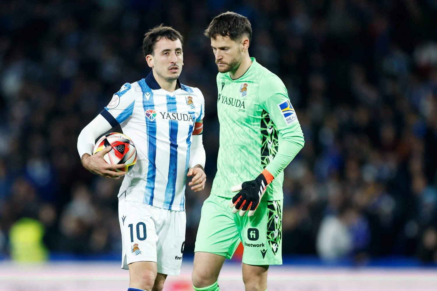 第1キッカーのオヤルサバルと守護神レミーロ