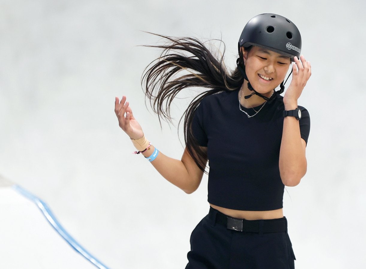 開心那　Kokona Hiraki　東京五輪の女子パーク銀メダルで、日本歴代最年少（12歳11カ月）メダリストに。当時146cmだった身長は168cmまで成長し、滑りは一層ダイナミックになった。14歳のアリサ・トルー（オーストラリア）や16歳のスカイ・ブラウン（英国）ら同世代の日系選手がライバル　AFLO