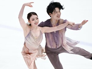 「シングルで怪我してなかったらな、と…」紀平梨花24歳が明かした“葛藤の正体”…アイスダンス・西山真瑚とカップル結成で「幸せです」と語るまで