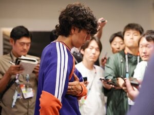 涙のブラジル戦翌日、無言だった田中碧は“ある誓い”を立てた…“中継には映らなかった”日本選手たちの思い「記者陣の前で、すでに前を向いていた」