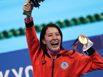 競泳・大橋悠依が“40人中40位”の日本選手権を越えて金メダリストになるまで 「それが自分が水泳をやっているすべて」＜Number Web＞ photograph by Getty Images