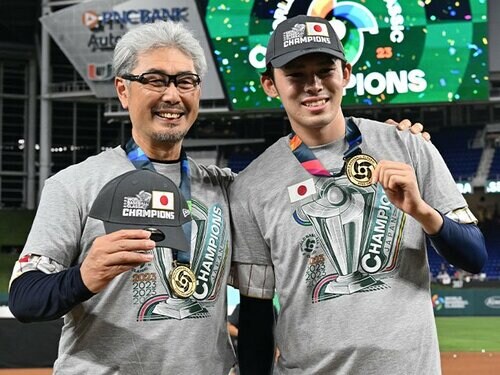 千葉ロッテマリーンズ監督兼前WBC侍ジャパン投手コーチ　吉井理人氏サイン 千葉ロッテマリーンズ監督兼前WBC侍ジャパン投手コーチ 吉井理人