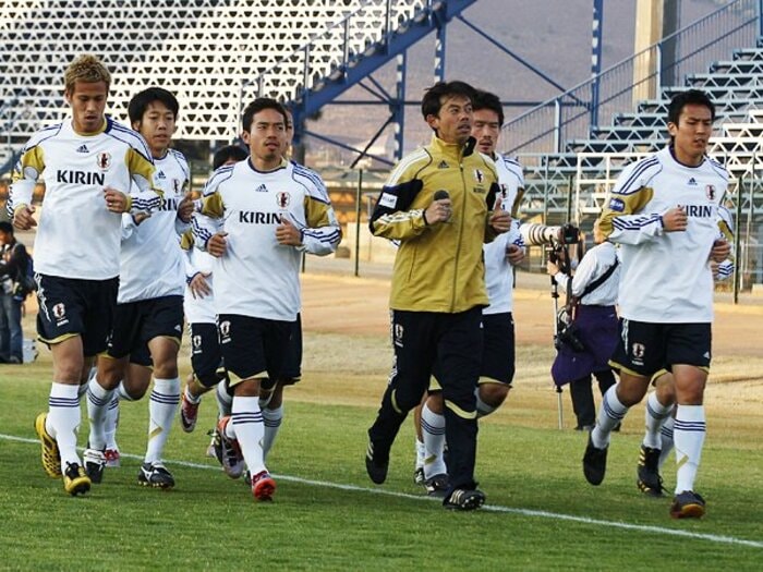 ベスト16では誰も満足していない。代表選手たちが語るパラグアイ対策。<Number Web> photograph by Naoki Nakanishi/JMPA