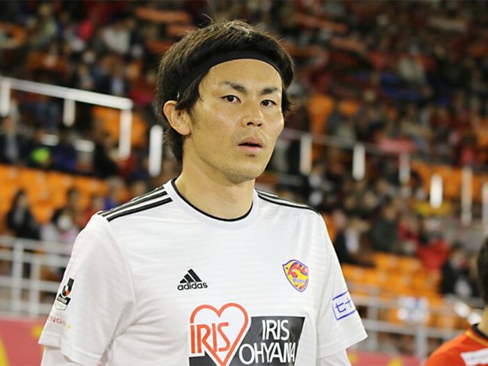 ベガルタの主将、不動のCBとして。大岩一貴「今季は恩を返す年だと」<Number Web> photograph by Takahito Ando