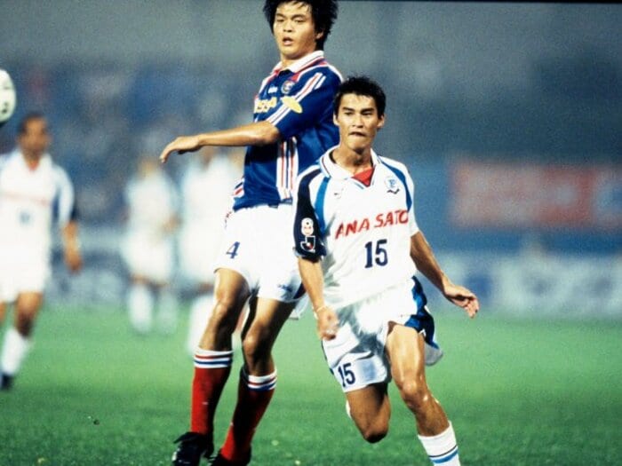 「本気だった?」誰よりもサッカーを愛した男・松田直樹…34歳で突然逝った希代のDFは何を遺したのか「マツさんの死をきっかけに…」<Number Web> photograph by J.LEAGUE
