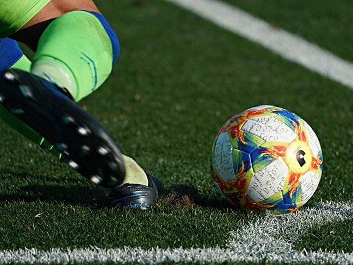 ベルマーレ残留の今、騒動を考える。美談でなくJリーグが先に進むため。＜Number Web＞ photograph by Getty Images