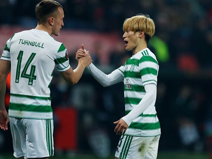 古橋亨梧のスパイクに「日の丸とKyogo」 セルティックでの絶好調ぶりを撮って体感した“スピードと日本代表での期待”＜Number Web＞ photograph by Daisuke Nakashima