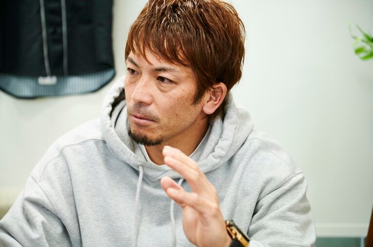 カッコいい私服写真　2021年撮影　©Ichisei Hiramatsu