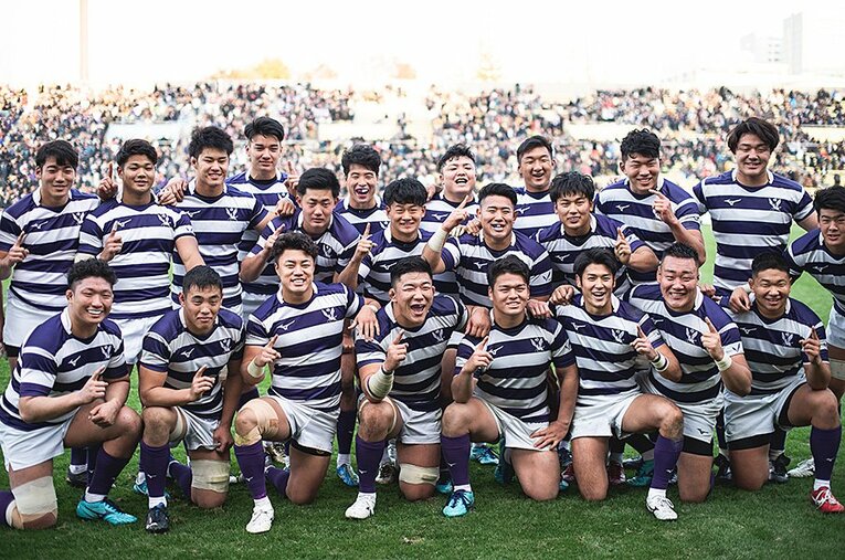 明治大学 ／ photograph by Yuki Suenaga