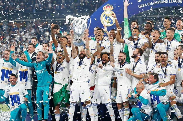 リーガ、CLを制したレアル・マドリー。ベストイレブンでも彼らを中心に選んだ ／ photograph by Mutsu Kawamori