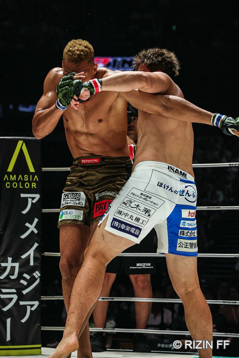 『RIZIN.54』エドポロキングvs.上田幹雄　©RIZIN FF