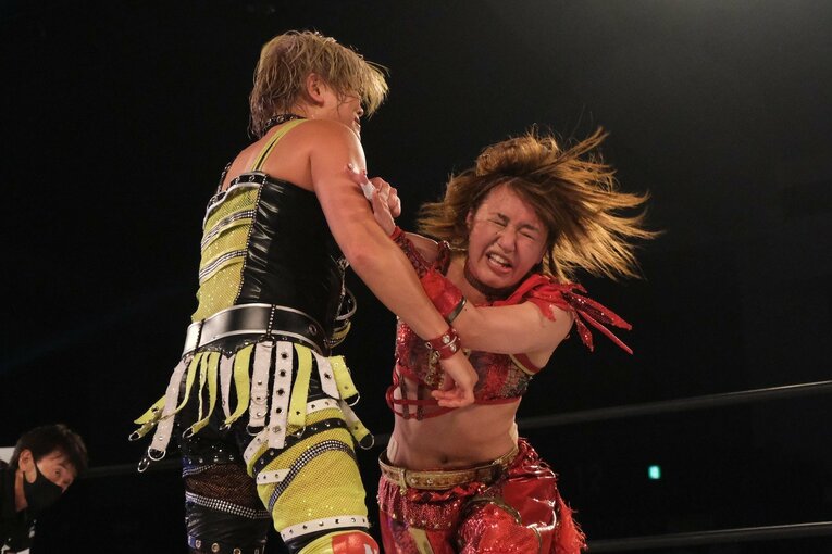 「ビューティ・ペアを超える」スターダム中野たむ＆なつぽいが目指す“女子プロレスの王道”「夢は武道館で単独ライブ」(68)