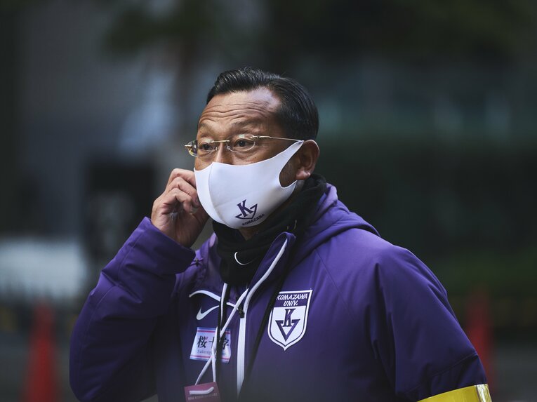 大手町に戻ってきた大八木監督　©Yuki Suenaga