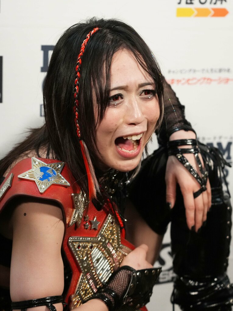 さらなる中野たむへの復讐計画を語る上谷沙弥　©Essei Hara