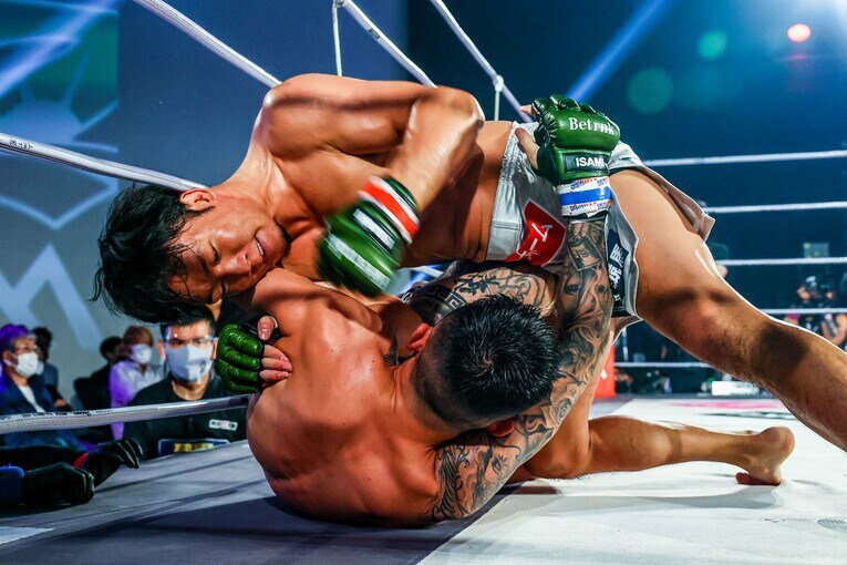 『RIZIN LANDMARK vol.1』朝倉未来vs.萩原京平　©RIZIN FF Susumu Nagao