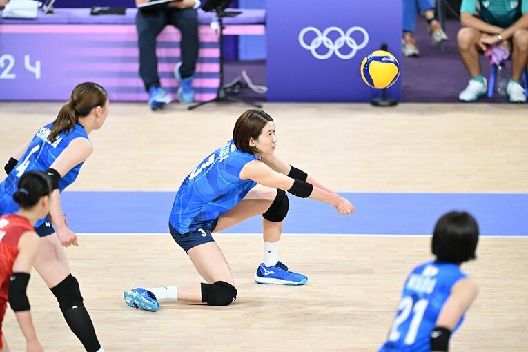 古賀紗理那（パリ五輪） ／ photograph by Kaoru Watanabe/JMPA