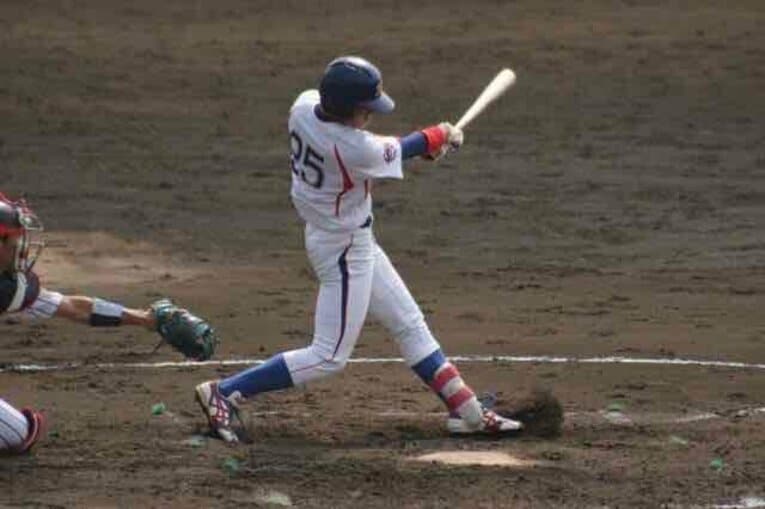 大学時代の塩見（帝京大提供）