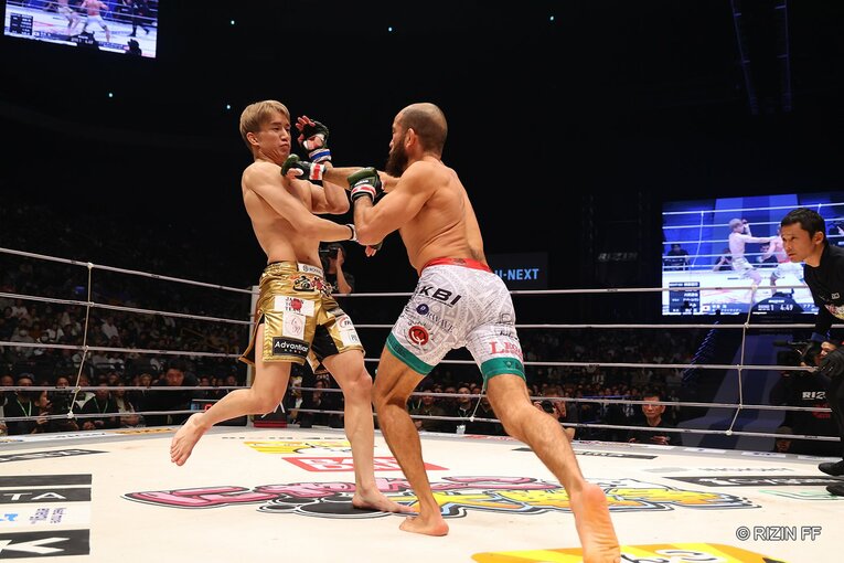 朝倉海vsフアン・アーチュレッタ　©RIZIN FF